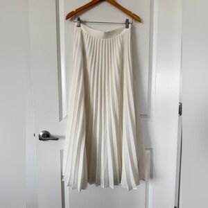 Mango Elegant White Pleated Skirt